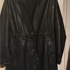Elegant Black Leather Jacket for Women